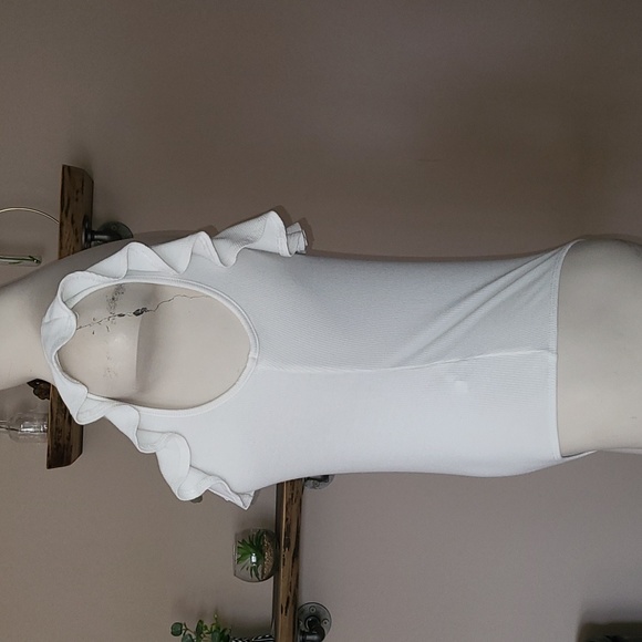 Ruffled Bodysuit - Picture 3 of 7